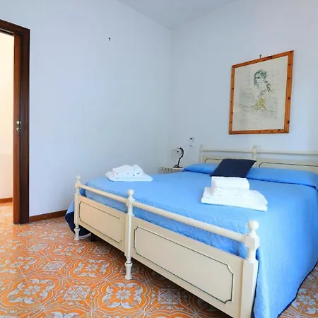 Casa de Férias La Casetta Di Emma Sorrento